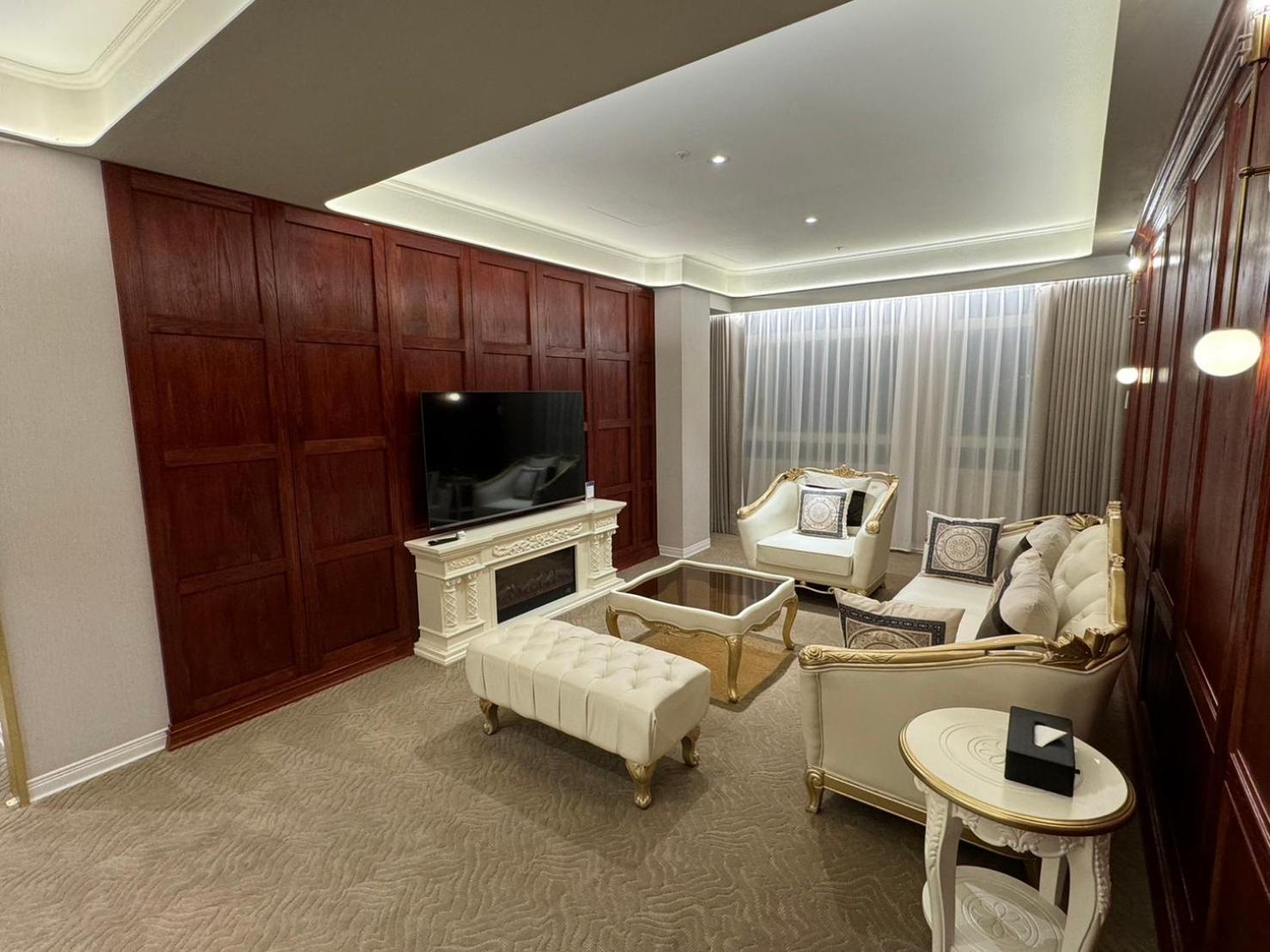 Tryp By Wyndham New Taipei Linkou 新北林口爵怡溫德姆酒店機場捷運mrta9林口站 Extérieur photo